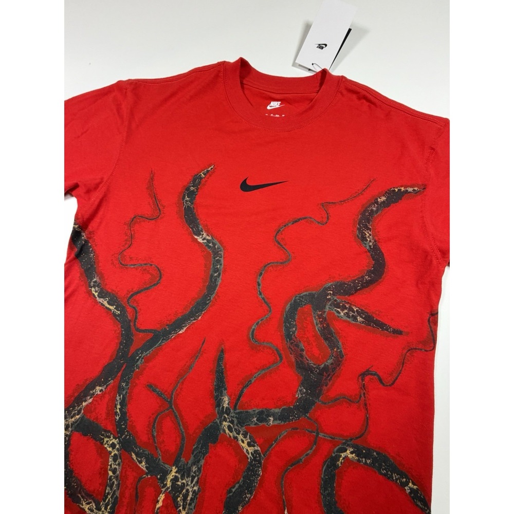 Nike x Stranger Things Black Tee Vecna Upside Down World Men Size XS IX2205-657
